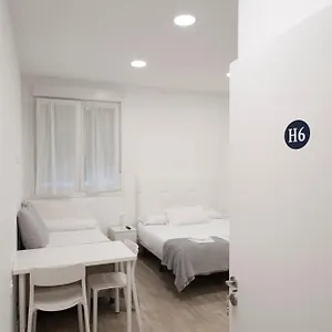 Pensión Md, San Sebastián